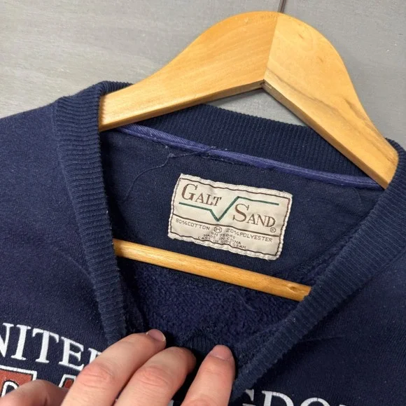 Vintage United Kingdom Sweatshirt Blue Great Britain Royal Crest 90s Medium - Picture 3 of 6